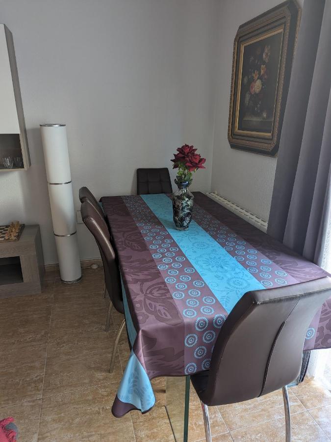 Vivienda Compartida Con Ambiente Familiar Daire Sesena Dış mekan fotoğraf